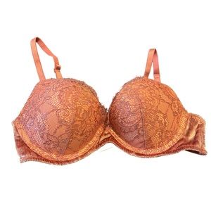 Victoria’s Secret Shimmer Pink Lace‎ Push Up Bra 32B
